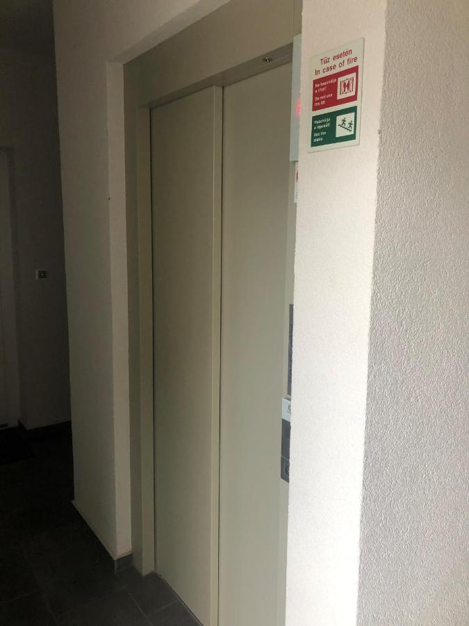 Glamour Apartman 터폴차 외부 사진